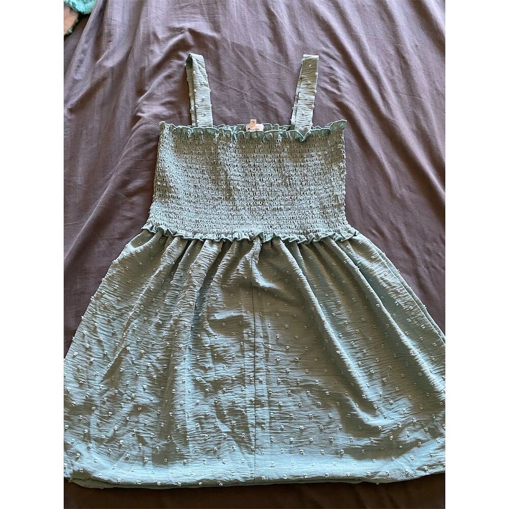 Heart and Arrow Maternity Tank Top XL Green Sleeveless Ruffle Neckline Spring - Picture 3 of 3